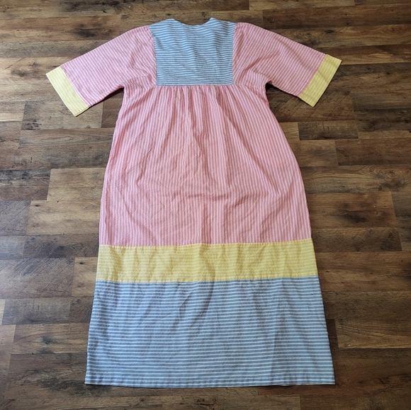 Vintage 80's Leisure Life Pastel Striped Zip-up Nightgown Muumuu Sleepwear Dress - Picture 6 of 7